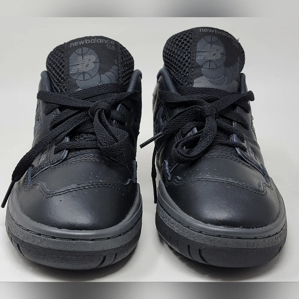 New Balance 550 Men's Size 7 US Low Triple Black GS GSB550BB Shoes Sneakers New